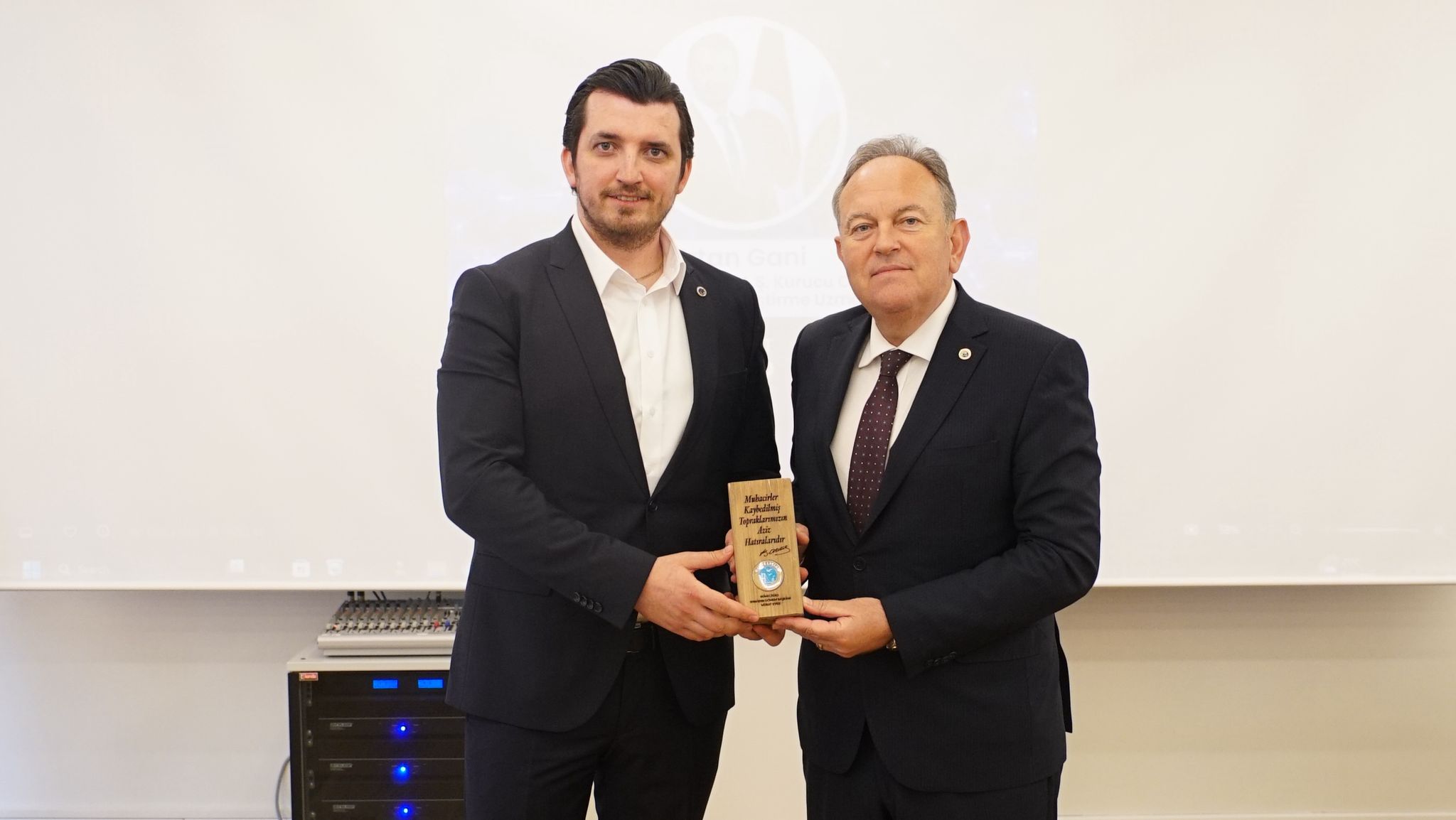 PAZARTESİ RUMELİSİAD AKADEMİ