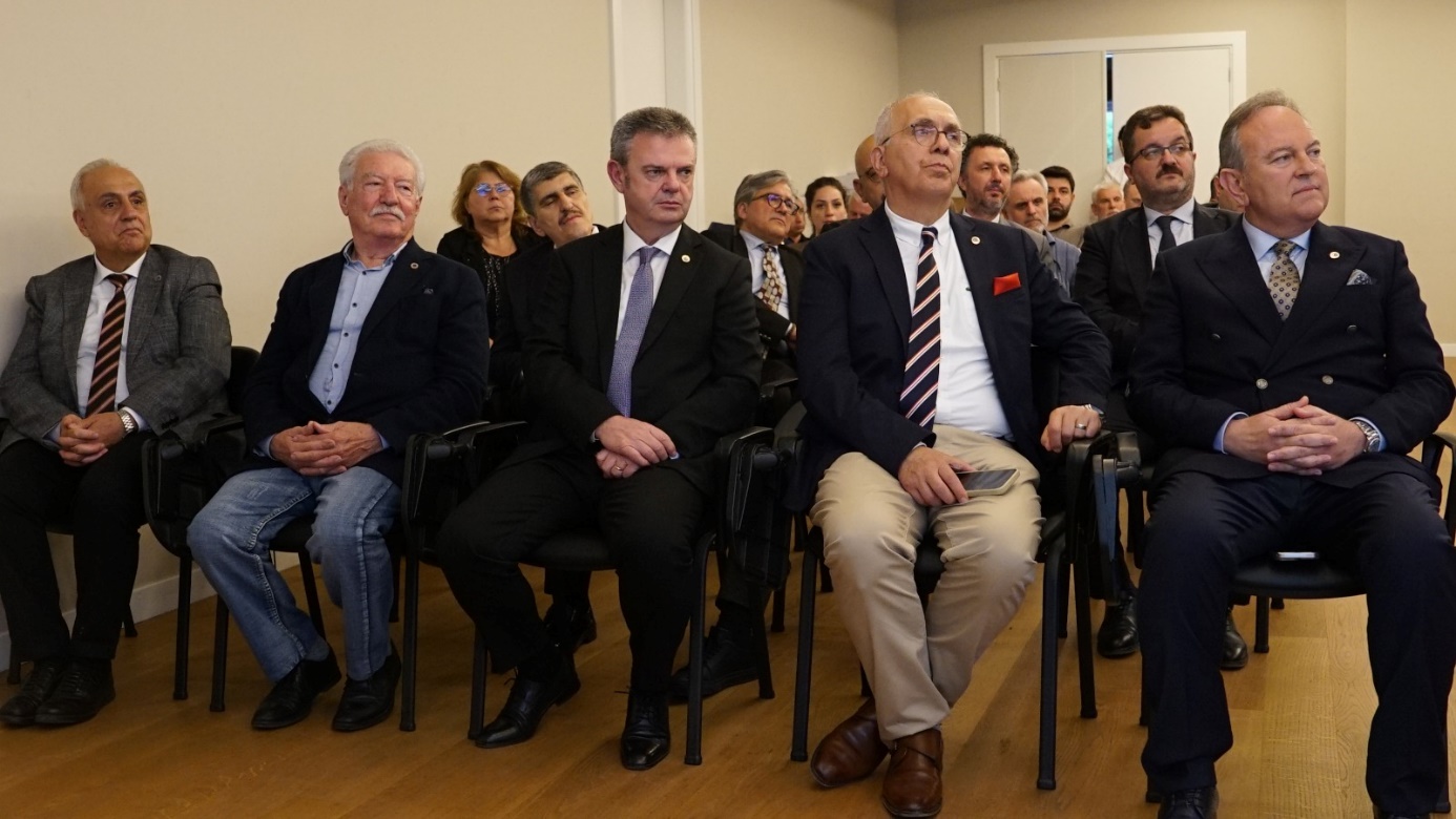 RUMELİSİAD AKADEMİ