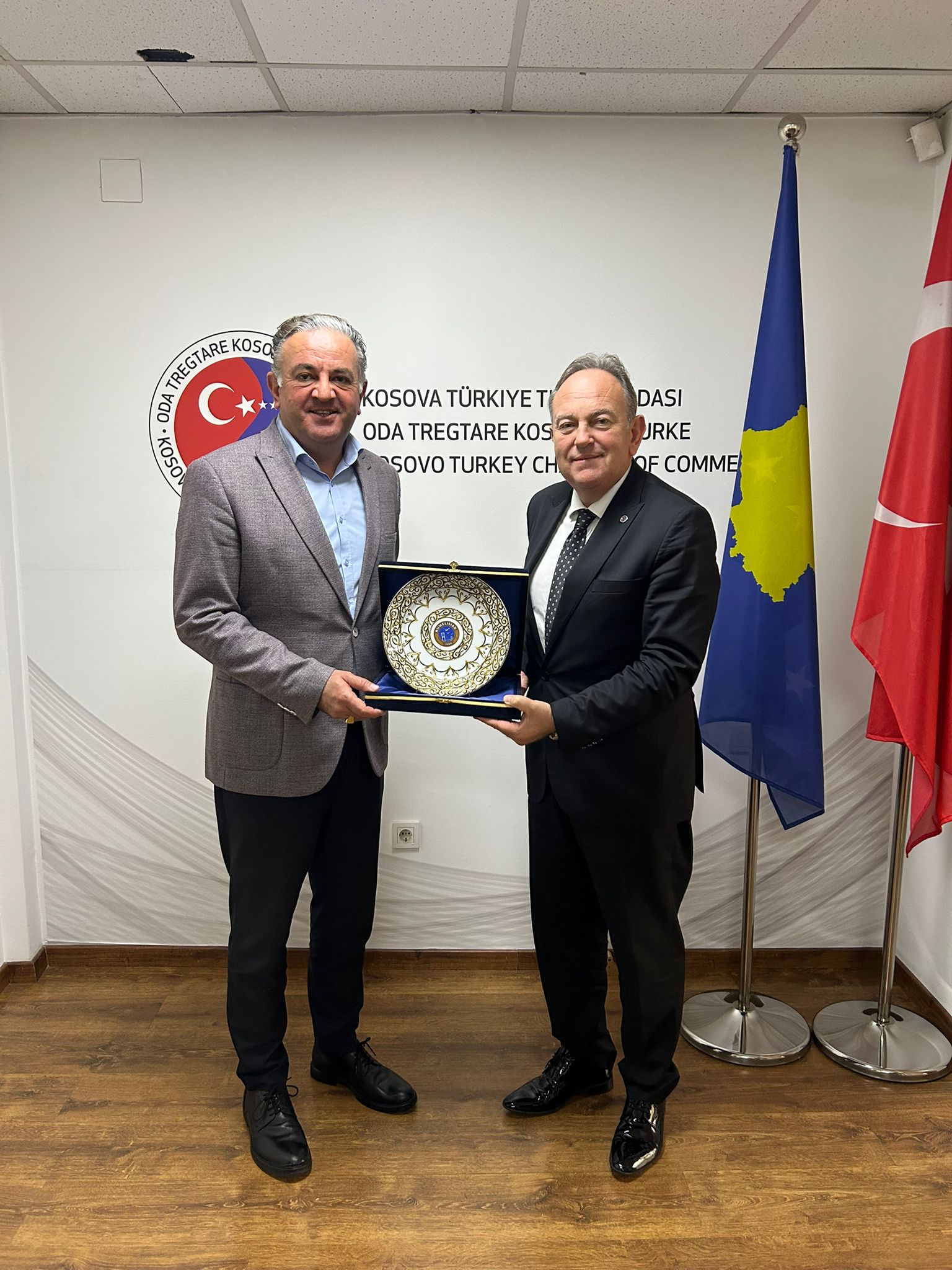 RUMELİSİAD HEYETİNDEN KOSOVA-TÜRKİYE TİCARET ODASI’NA ZİYARETLER DEVAM EDİYOR;RUMELİSİAD heyeti olar